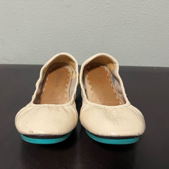 Tieks by Gavrieli Ballet Flats Patent Biscotti Cream sz 6 - Picture 3 of 10